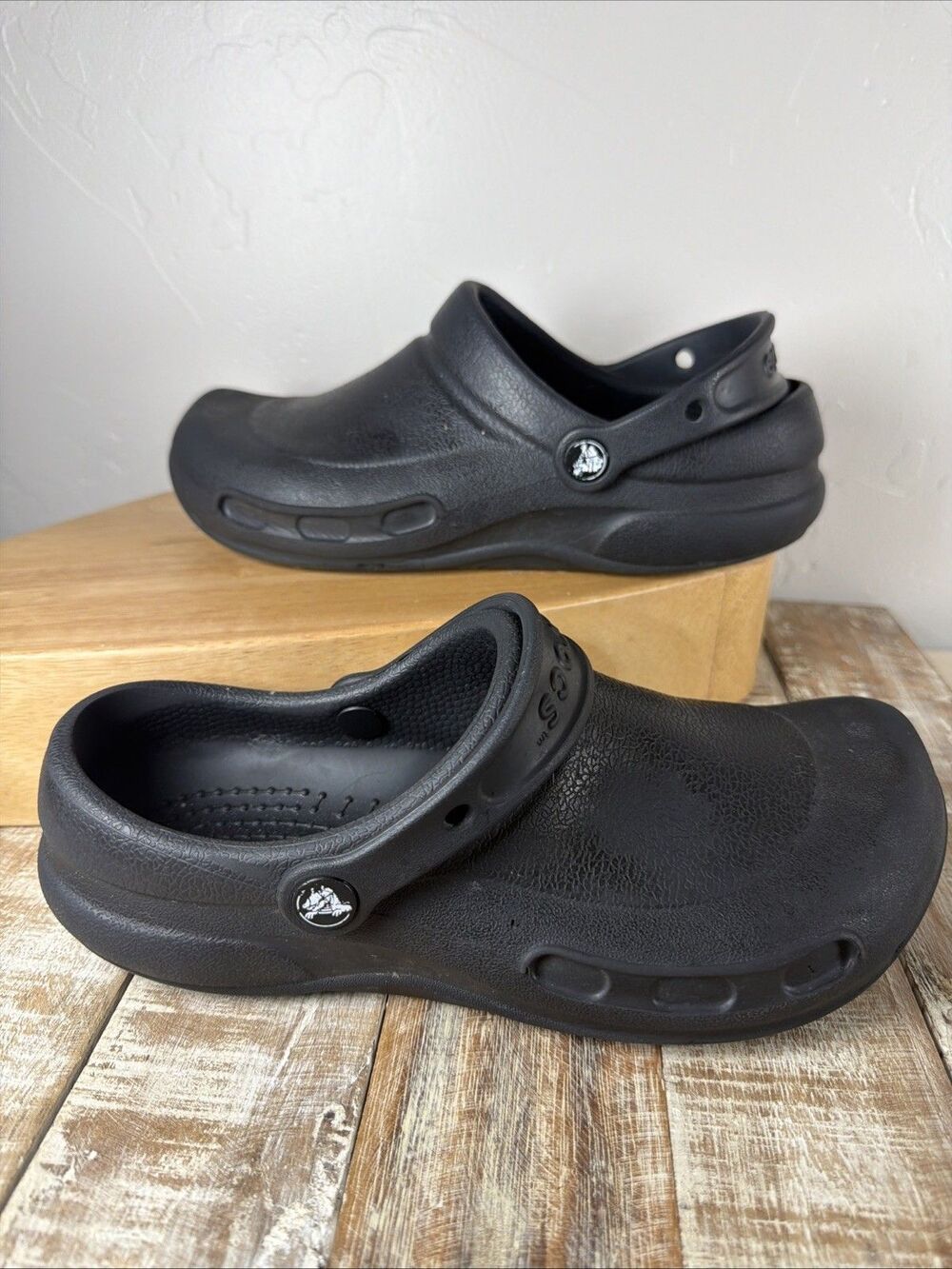 Crocs Bistro Slip Resistant Work Clogs Black M7 W9